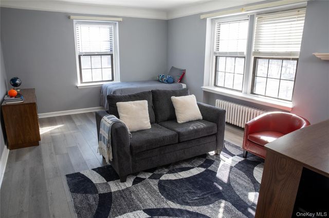 178 Garth Road 1J, Scarsdale, NY 10583