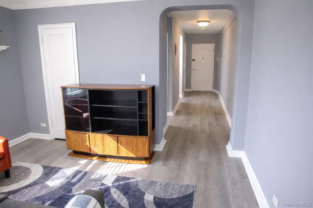 178 Garth Road 1J, Scarsdale, NY 10583