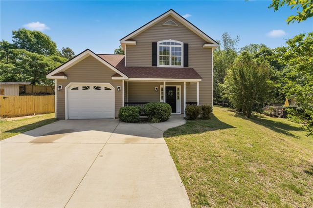 52 Uneeda Drive, Greenville, SC 29605