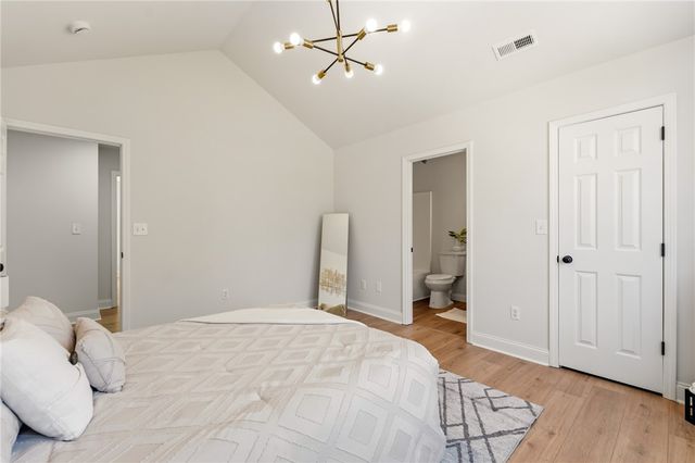 52 Uneeda Drive, Greenville, SC 29605