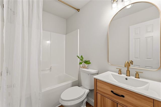 52 Uneeda Drive, Greenville, SC 29605