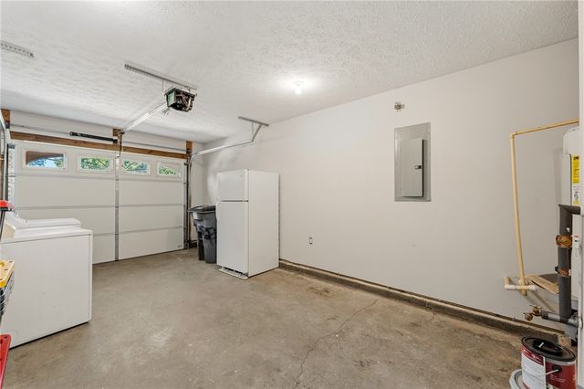 52 Uneeda Drive, Greenville, SC 29605