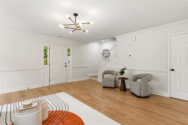 52 Uneeda Drive, Greenville, SC 29605
