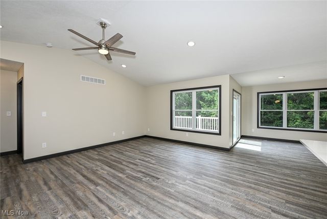 5062 Catawba Place Lane, Seville, OH 44273