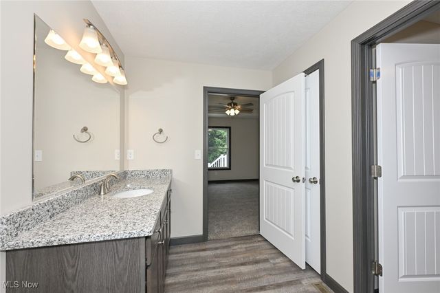 5062 Catawba Place Lane, Seville, OH 44273