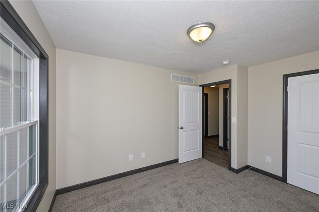 5062 Catawba Place Lane, Seville, OH 44273