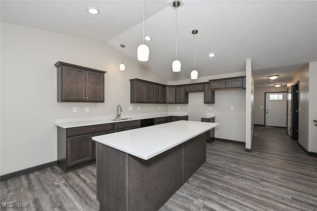 5062 Catawba Place Lane, Seville, OH 44273