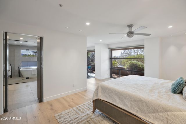 10040 E HAPPY VALLEY Road 401, Scottsdale, AZ 85255