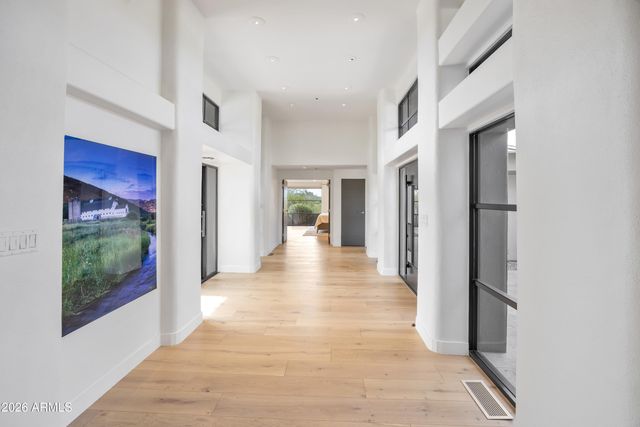 10040 E HAPPY VALLEY Road 401, Scottsdale, AZ 85255