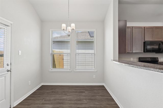 111 Tejas Village Parkway, Beasley, TX 77417