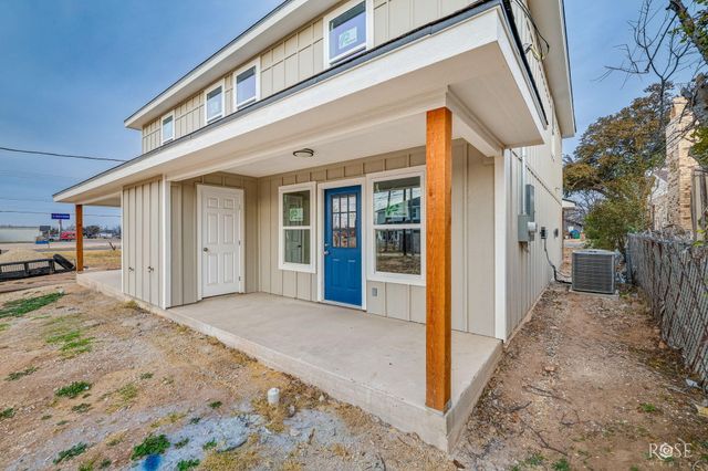 215 W 19th Street, San Angelo, TX 76903