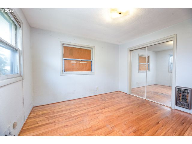 3775 HARLOW Rd, Eugene, OR 97401