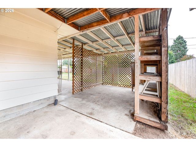 3775 HARLOW Rd, Eugene, OR 97401