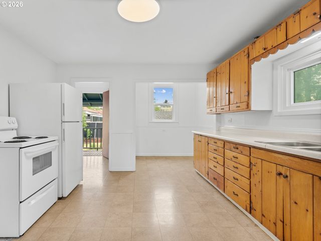 534 Ne 67TH Ave, Portland, OR 97213