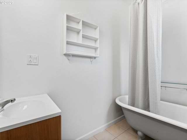 534 Ne 67TH Ave, Portland, OR 97213