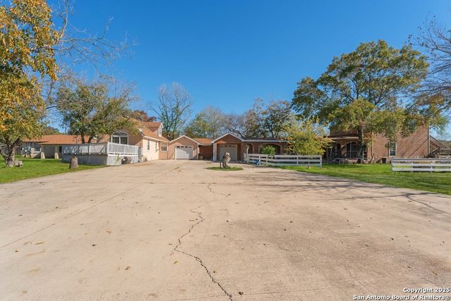 2930 Shane Rd, San Antonio, TX 78223