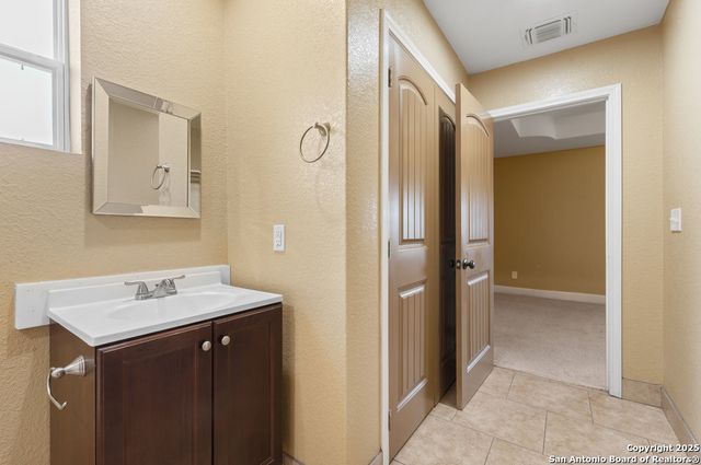 2930 Shane Rd, San Antonio, TX 78223