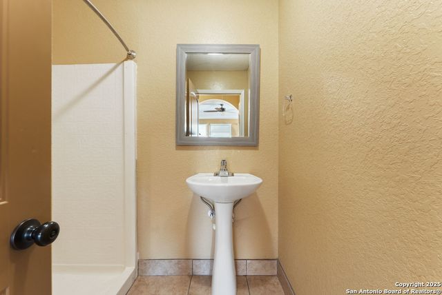 2930 Shane Rd, San Antonio, TX 78223