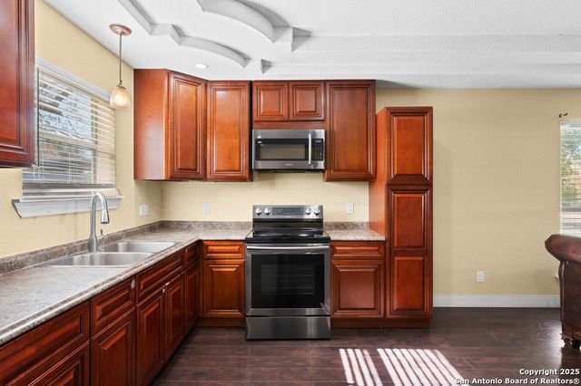 2930 Shane Rd, San Antonio, TX 78223