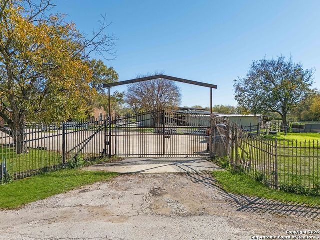 2930 Shane Rd, San Antonio, TX 78223