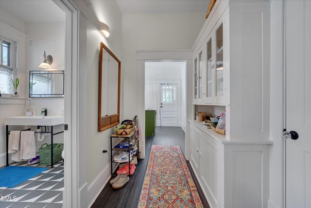 2607 Chapel Hill Road, Durham, NC 27707