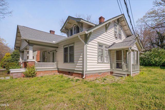 2607 Chapel Hill Road, Durham, NC 27707