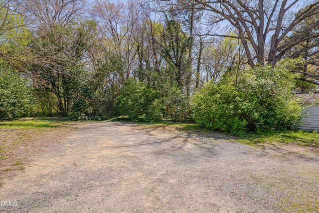 2607 Chapel Hill Road, Durham, NC 27707