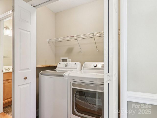 16 Southwood Drive, Weaverville, NC 28787