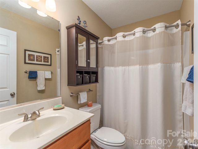 16 Southwood Drive, Weaverville, NC 28787