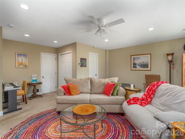 16 Southwood Drive, Weaverville, NC 28787
