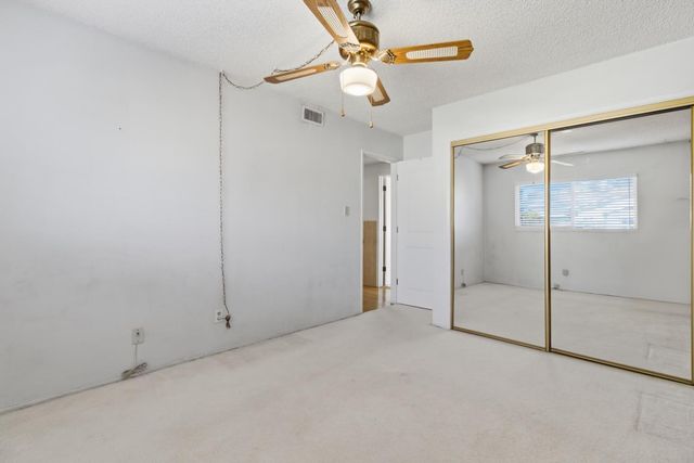 5831 Verde Cruz Way, Sacramento, CA 95841