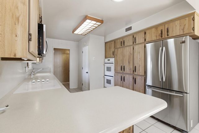 5831 Verde Cruz Way, Sacramento, CA 95841