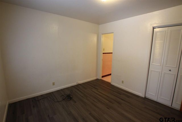 420 ½ Hudson Ave, Tyler, TX 75701