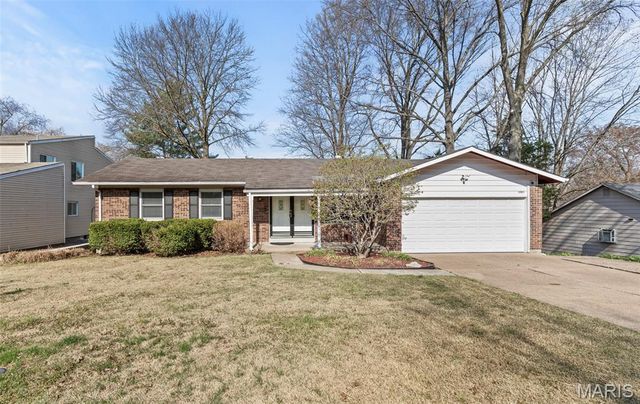 12065 Lavida Avenue, Unincorporated, MO 63138