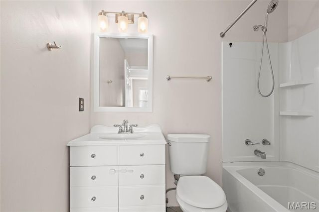 12065 Lavida Avenue, Unincorporated, MO 63138