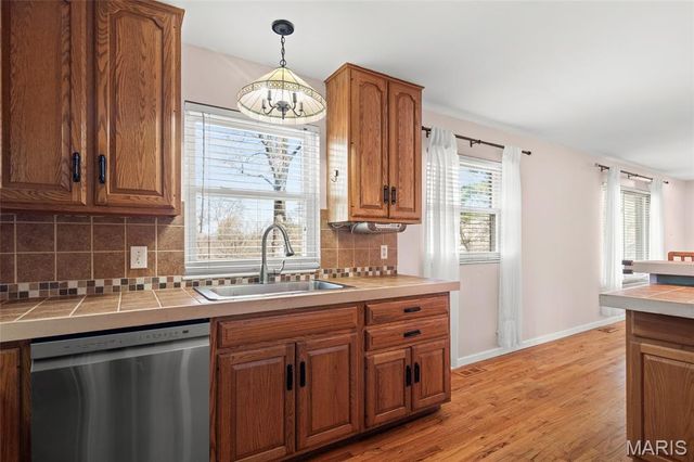 12065 Lavida Avenue, Unincorporated, MO 63138