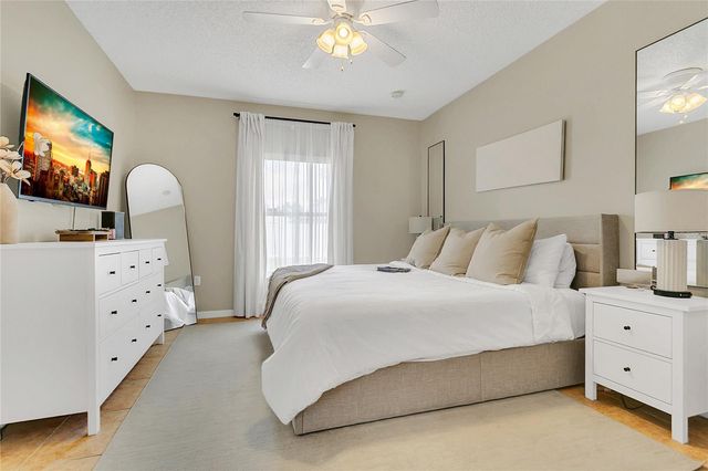 1118 SAINT TROPEZ CT, Kissimmee, FL 34759