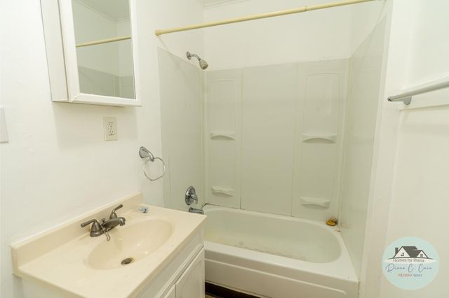 71 Crescent Avenue, Muskegon Heights City, MI 49444