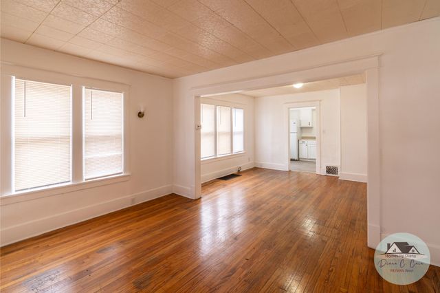 71 Crescent Avenue, Muskegon Heights City, MI 49444