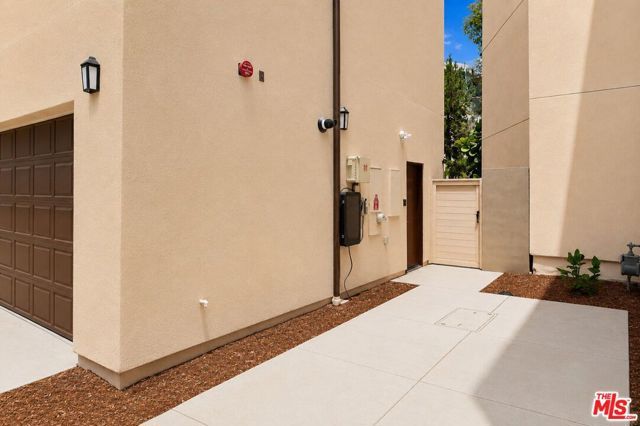 116 Catalyst, Irvine, CA 92618