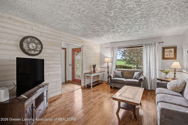 732 N Edgar Road, Mason, MI 48854