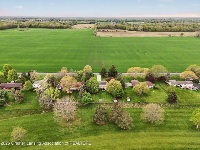 732 N Edgar Road, Mason, MI 48854