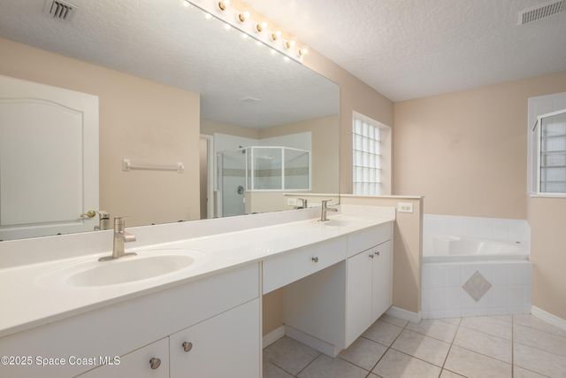 7932 Citrus Creek Drive, Melbourne, FL 32940