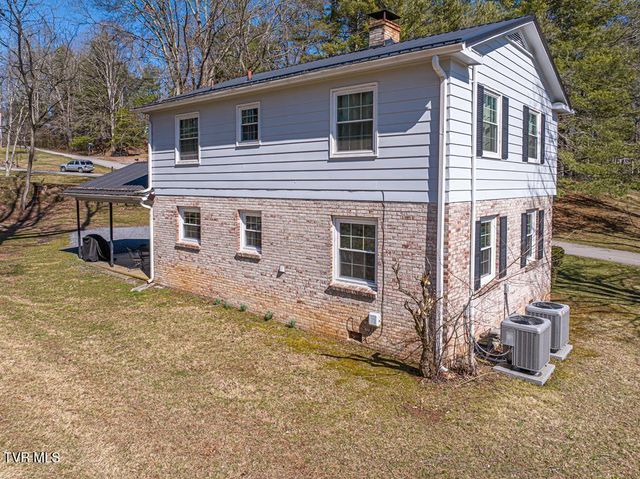 12104 Linden Street, Meadowview, VA 24361