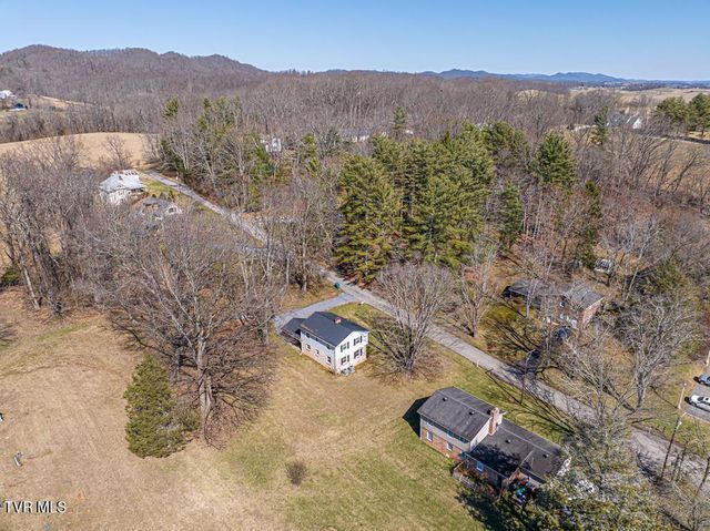 12104 Linden Street, Meadowview, VA 24361