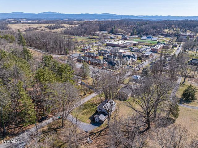 12104 Linden Street, Meadowview, VA 24361