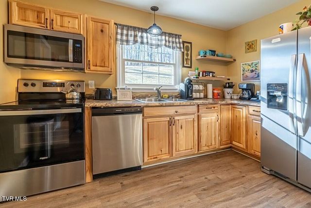 12104 Linden Street, Meadowview, VA 24361