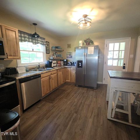 12104 Linden Street, Meadowview, VA 24361
