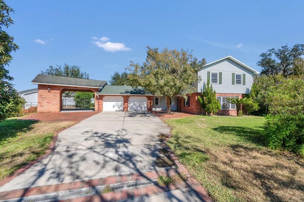 223 DENESE LANE, Auburndale, FL 33823