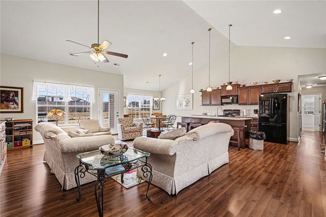 125 Apple Grove Drive, Inman, SC 29349